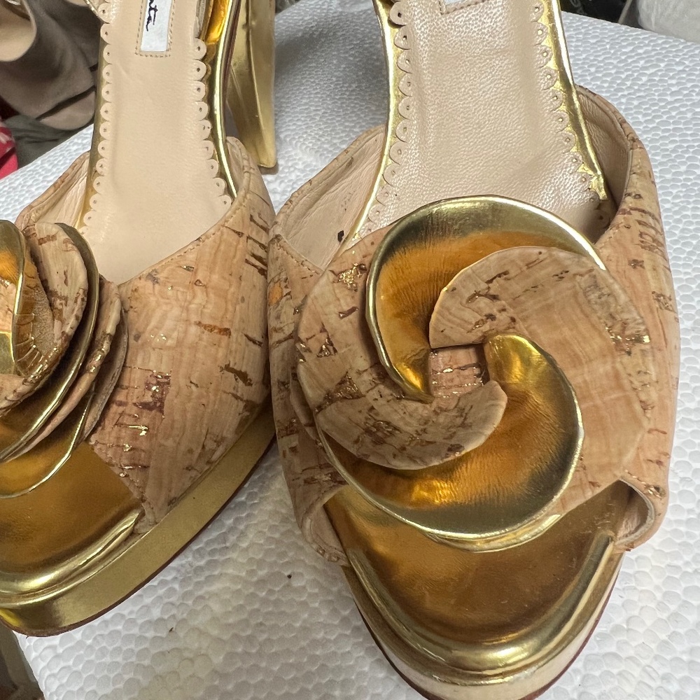 Oscar De La Renta Cork Heels